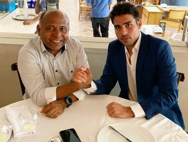 Prefeito do PSB firma apoio ao deputado João Paulo Costa