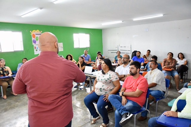 Projeto social é apresentado em comunidade de Santa Cruz do Capibaribe
