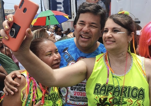 Mendonça realiza circuito de Carnaval por Bezerros, Recife e Olinda