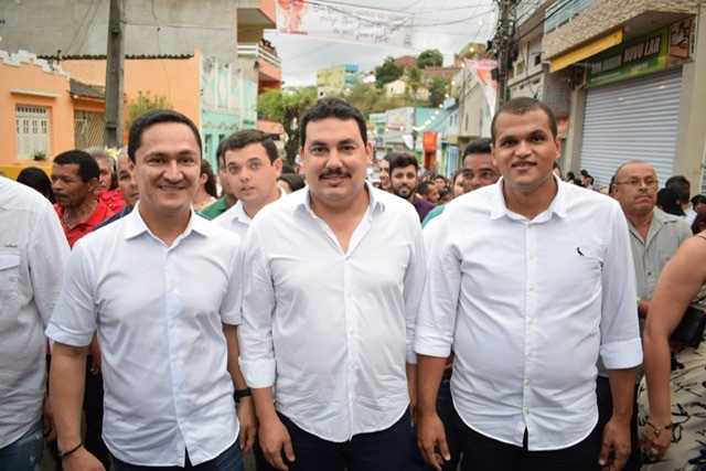 André Ferreira anuncia apoio a pré-candidato de Bom Jardim