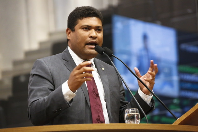 Joel da Harpa quer liberação dos guardas patrimoniais acima de 60 anos