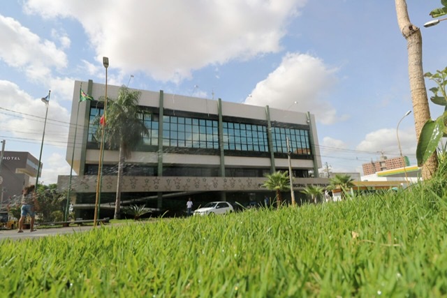 Prefeitura de Petrolina antecipa 13° de aposentados e prorroga prazos de impostos