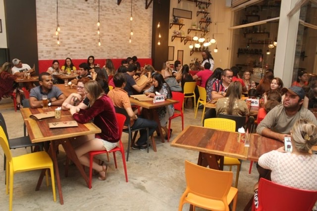 Bares e restaurantes atenderão apenas por entrega a partir de hoje (21)