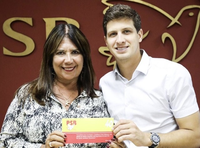 Goretti Queiroz se filia ao PSB e amplia bancada na Câmara do Recife