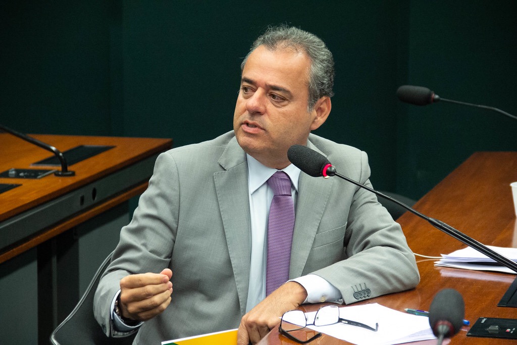 Projeto suspende negativação de pessoas físicas durante pandemia