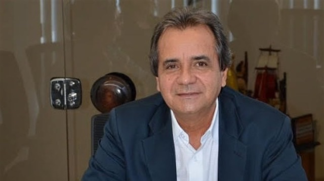 Carlos Santana disputará Prefeitura de Ipojuca pelo PSB