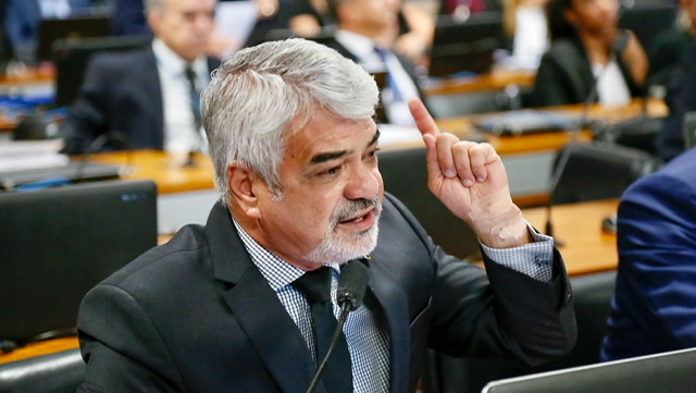 Projeto de Humberto visa beneficiar artistas e produtores culturais durante pandemia