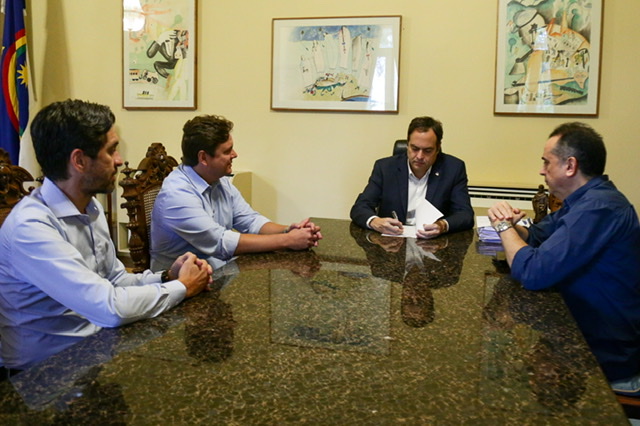 Paulo Câmara prorroga prazo para pagamentos de impostos