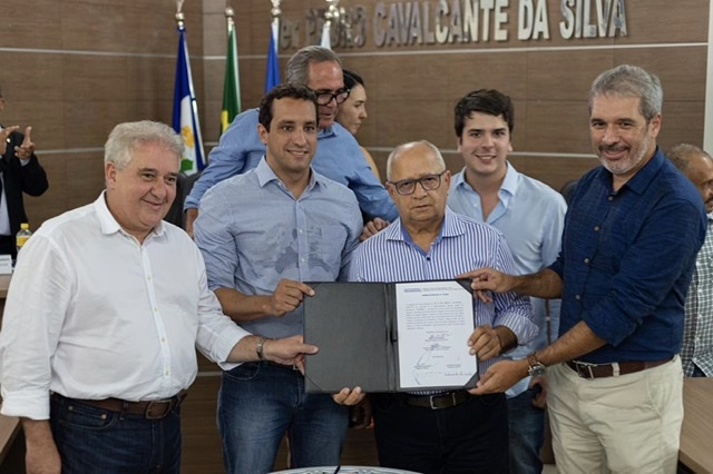 Coutinho garante ordem de serviço de R$ 15 milhões pela Codevasf