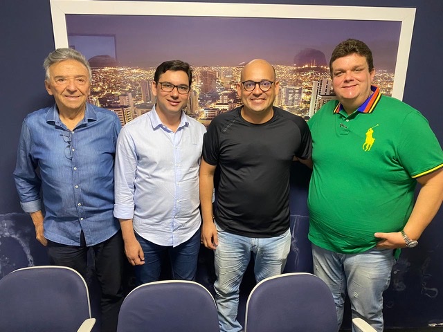 Leonardo Oliveira oficializa pré-candidatura a vereador pelo PDT