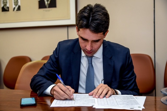 Silvio destina R$ 1 mi para o combate do coronavírus no Estado