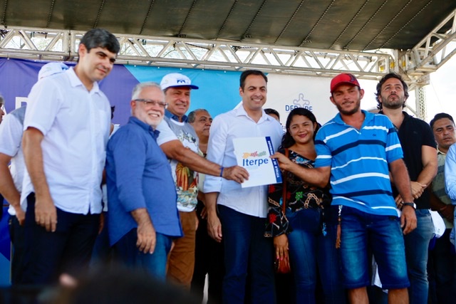 Paulo Câmara participa de inauguração de obra em Bodocó