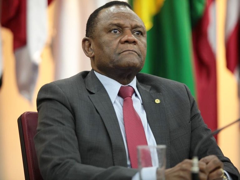 Ossesio solicita mais doses da vacina contra a gripe influenza para Pernambuco