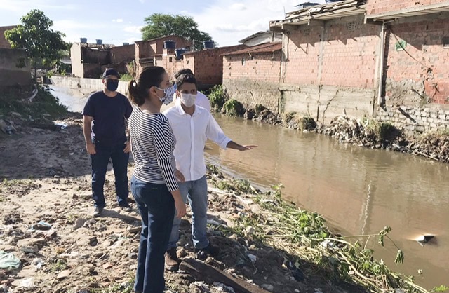 Raquel Lyra realiza nova visita em áreas atingidas pelas chuvas
