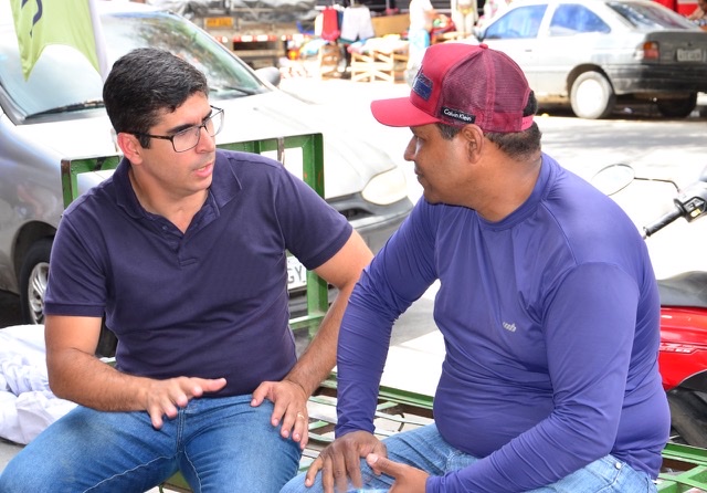 Lessa lança projeto para ajudar pequenos empreendedores