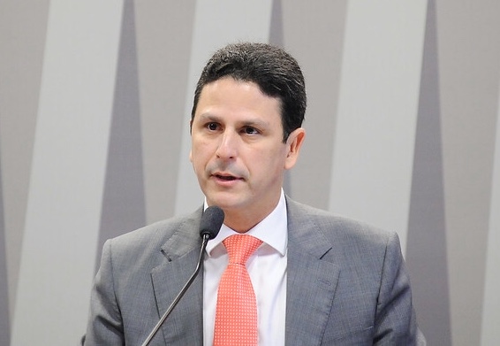 Bruno Araujo critica fala de Bolsonaro e sai em defesa de Moro