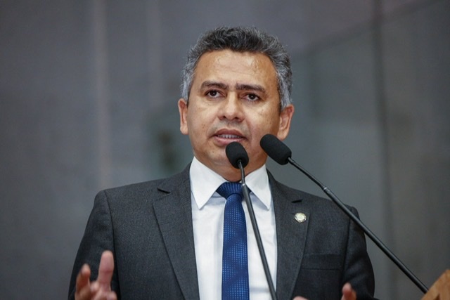 Doriel Barros quer PAA estadual para atender famílias que passam fome