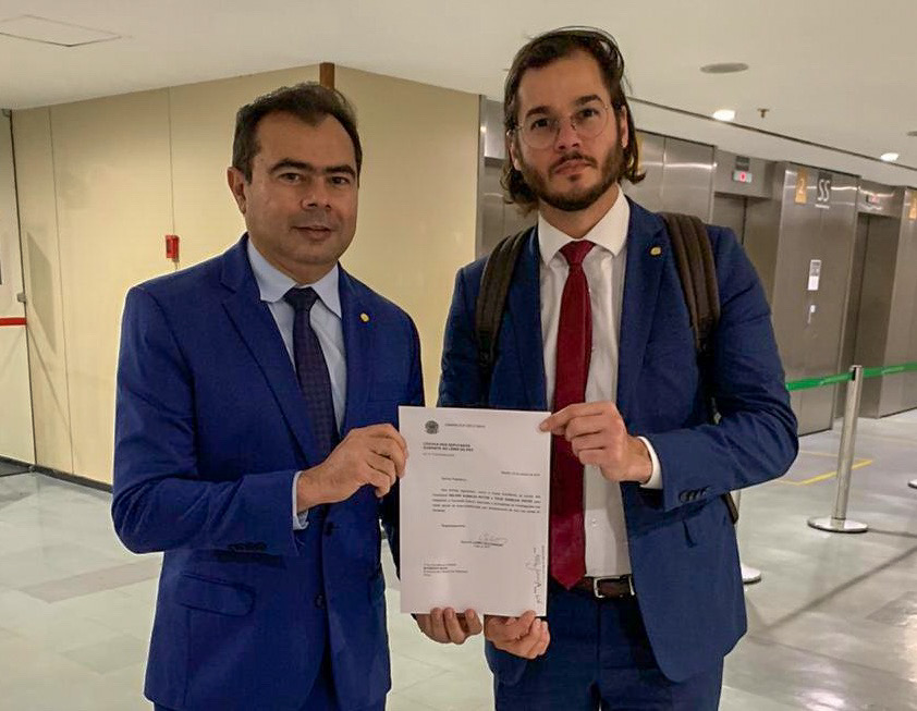 Deputados do PDT pedem ao TCU suspensão do cronograma do Enem