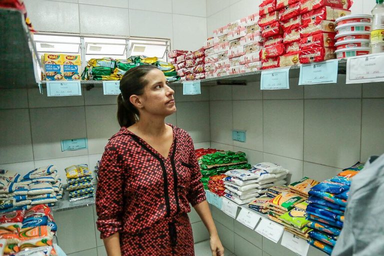 Prefeitura de Caruaru muda cronograma de entrega dos kits alimentares