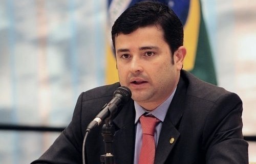 “Adiar as datas do Enem é dar mais condições de igualdade aos estudantes”, diz Eduardo da fonte