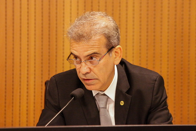 “Tenho quase certeza que eles estão tomando hidroxicloroquina”, diz Feitosa sobre Paulo Câmara e André Longo