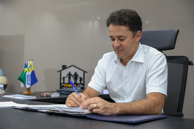 “Estado tem dois pesos e duas medidas com a indústria da construção civil”, diz Anderson Ferreira