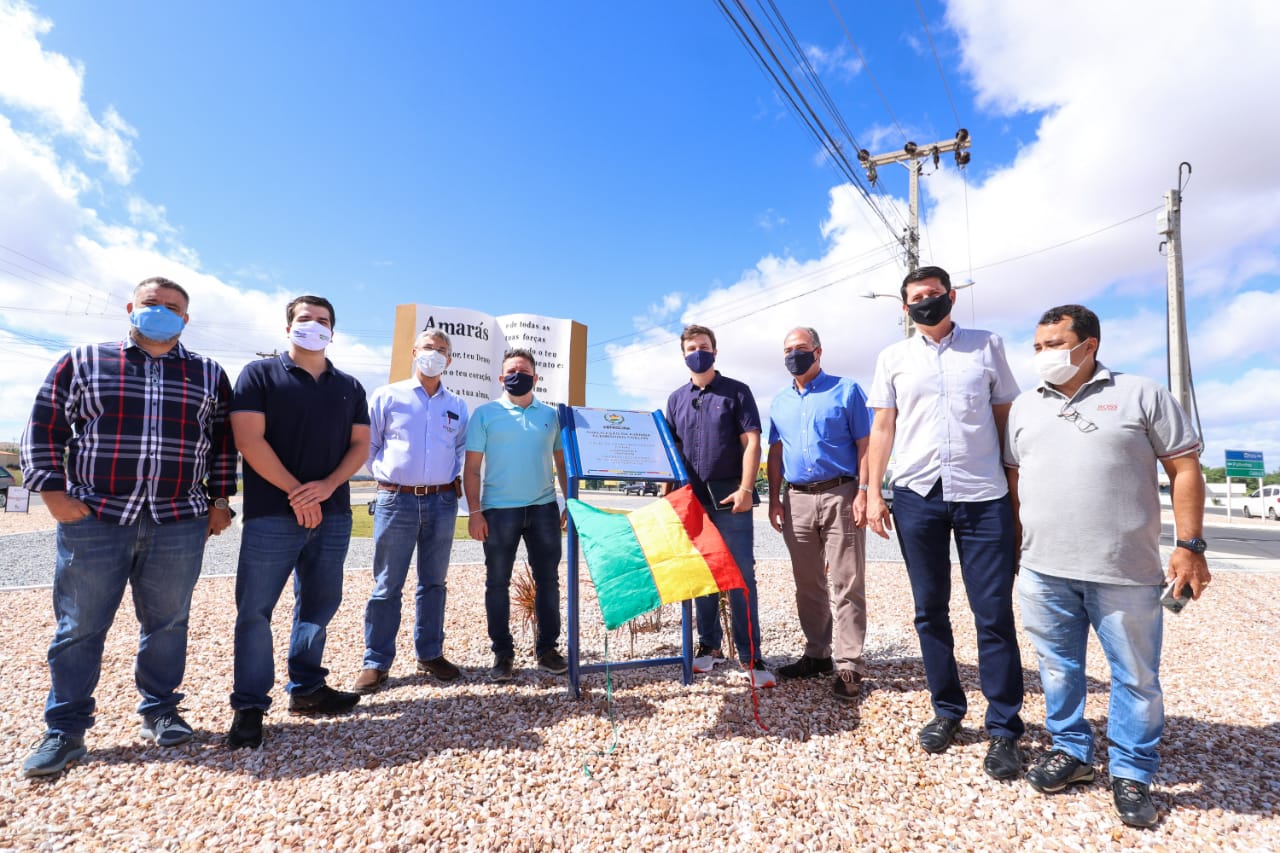Miguel Coelho entrega obra de mobilidade em Petrolina