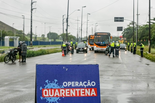 Números da Covid-19 reduzem após fim do lockdown