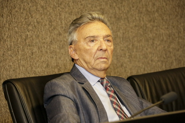 Cenário Político: O prejuízo da pandemia para Queiroz