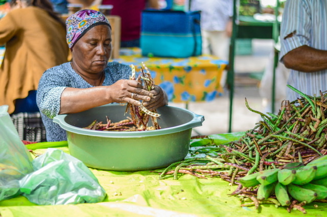 Feiras de bairro seguem funcionando normalmente em Caruaru