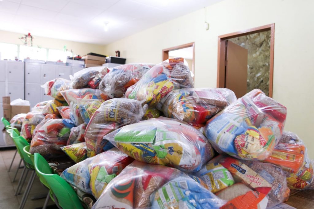 Petrolina se planeja para a entrega do terceiro lote do kit alimentar