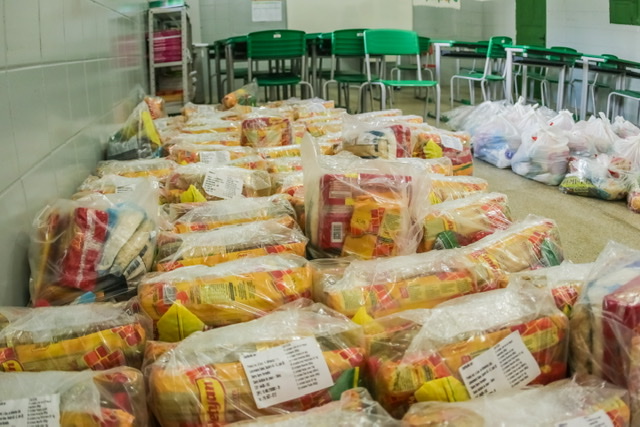 Prefeitura de Caruaru encerra contrato com empresa responsável pela entrega dos kits alimentares