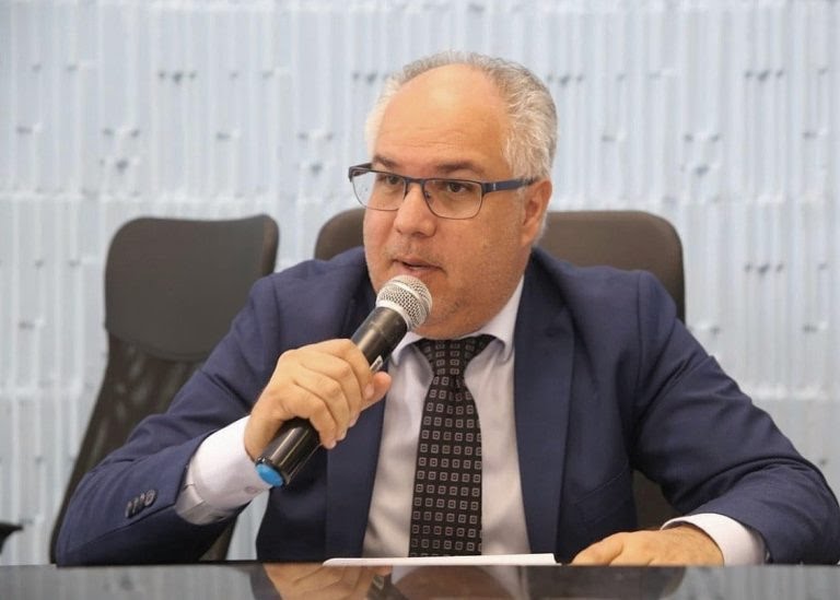 Presidente da Câmara do Cabo é alvo de operação da Polícia Civil