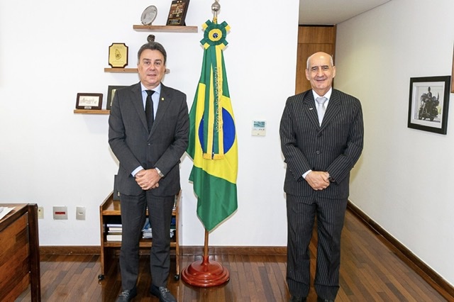 Teobaldo se reúne com General Ramos e discute ações para Pernambuco