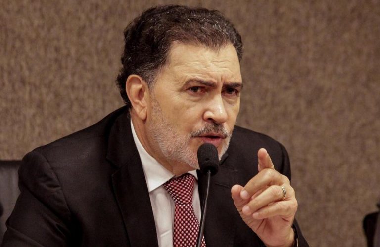 “É melhor abrir a Feira da Sulanca com orientações do que continuar no faz de conta”, dispara Tony