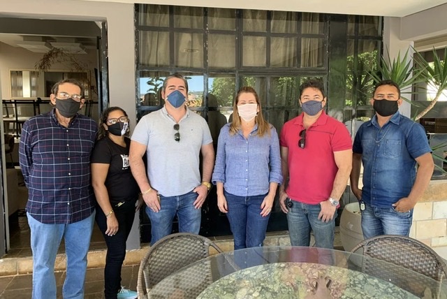 Roberta Arraes declara apoio a Dr. Milton em Santa Cruz da Venerada