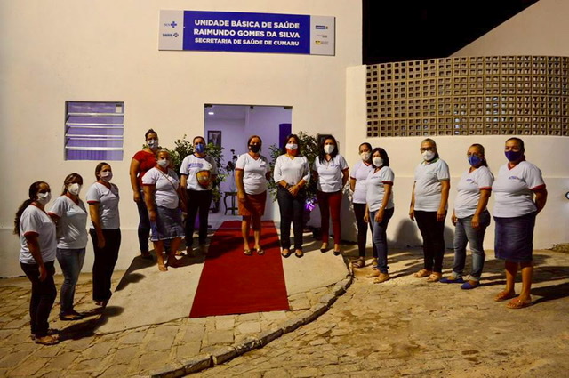 Prefeita de Cumaru entrega UBS à comunidade do Genipapeiro