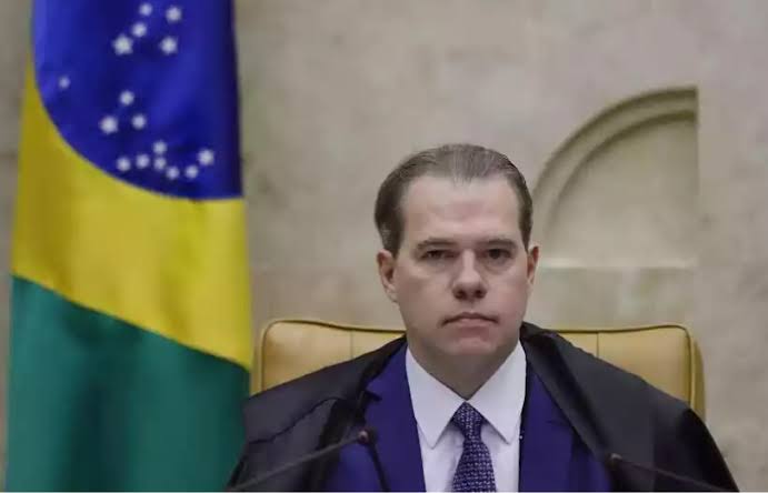 Presidente do STF sofre acidente doméstico e é hospitalizado