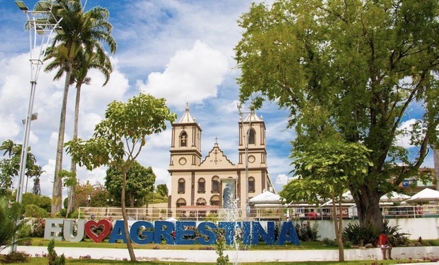 Em meio à pandemia, Agrestina vive caos administrativo