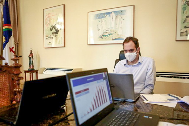 Paulo Câmara avalia os quatro meses de luta contra o coronavírus em Pernambuco