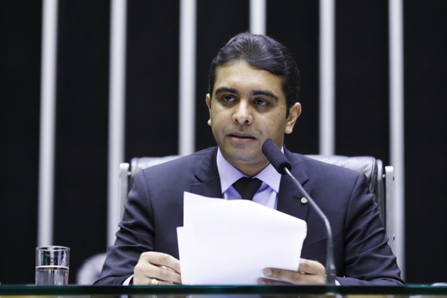 Fernando Rodolfo comemora aprovação dos precatórios do Fundef