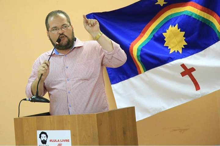 PT oficializa pré-candidatura de Verones Carvalho em Arcoverde