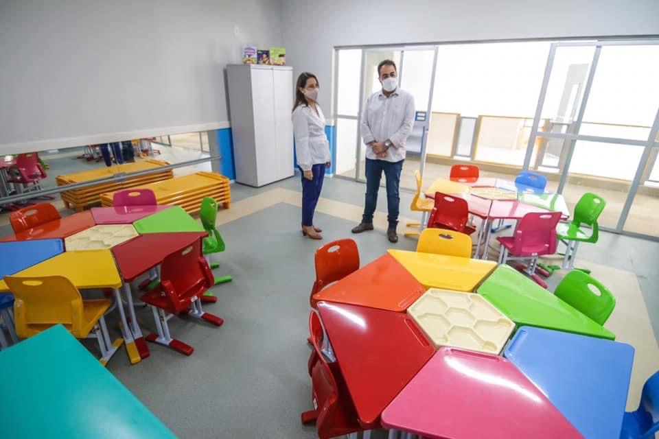 Novas creches e escola são entregues em Caruaru