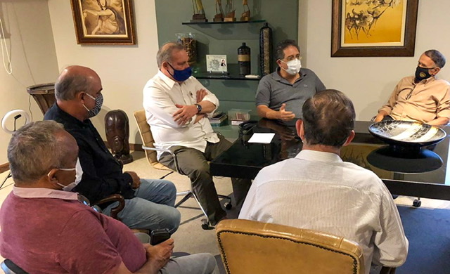 Em Olinda, Armando Monteiro apoia pré-candidatura de Celso Muniz