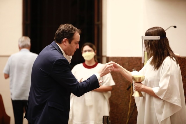 Missa em homenagem a Arraes e Eduardo reúne políticos e familiares