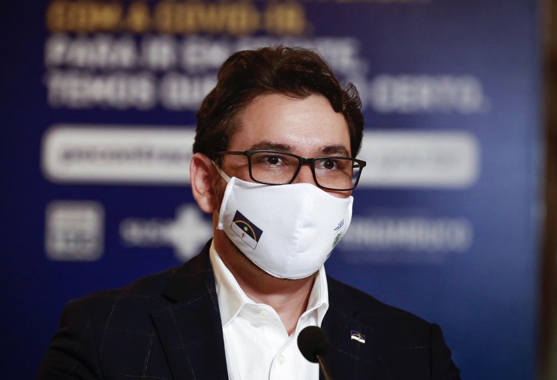 Governo do Estado anuncia liberação de mototáxi e lutas marciais