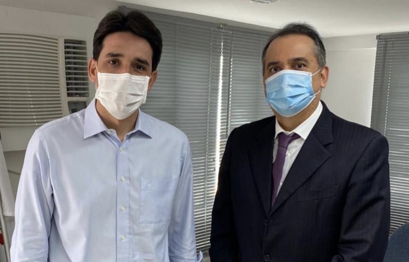 Silvio Costa Filho e Décio Padilha discutem reforma tributária