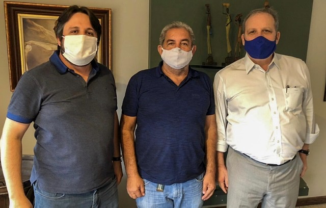 Armando Monteiro Neto define apoio em Cabrobó