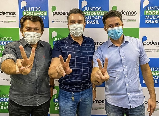 Podemos anuncia apoio a Anderson Ferreira