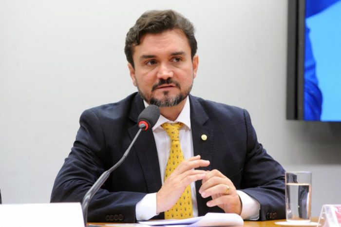 PSDB encaminha para o Conselho de Ética expulsão de Celso Sabino